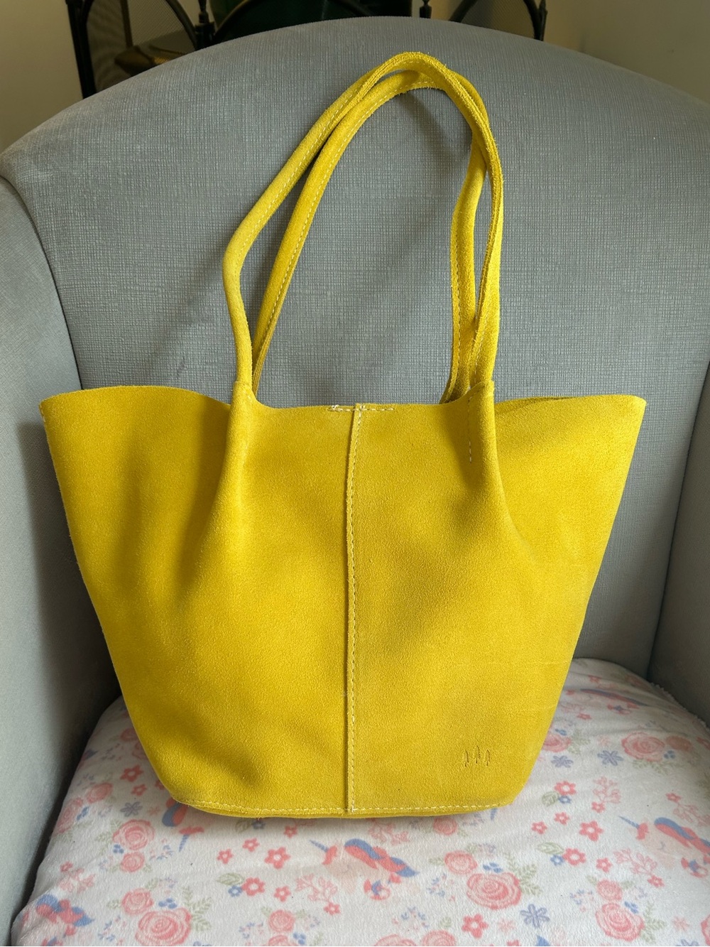 Portland Leather Large Devan in Hello Yellow